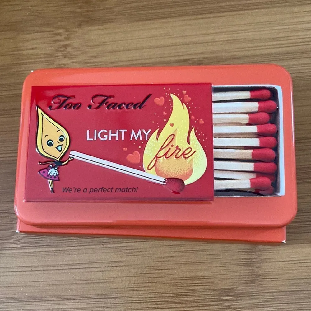Too Faced On The Fly Eye Shadow Palette Light My Fire